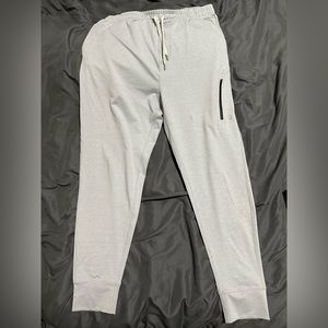 Vuori Sunday Performance Jogger - Large